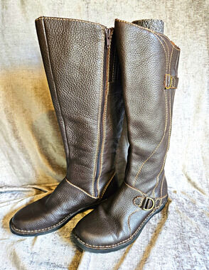 Clarks Brown Leather Knee High Riding Boots Women’s US 7 M Round Toe Zip Buckle